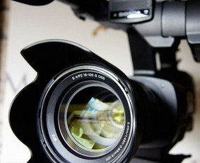 Vaizdo filmavimo, montavimo ir filmų kūrimo paslaugos - Tiesioginė transliacija internetu Tiesioginė transliacija internetu - Vaizdo filmavimo, montavimo ir filmų kūrimo paslaugos