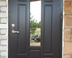 Vidaus apdailos darbai - Vidaus durų montavimas