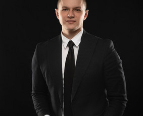 Kitos kategorijos - Vitalij Kovalenko – Nekilnojamojo turto brokeris