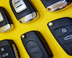 Avarinis atrakinimas - Avarinis automobiliu atrakinimas