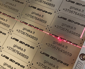 Reklamos gamyba - Įmonių logotipai, įvairūs užra&scaron;ai, lipdukai, raktų pakabukai