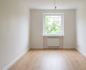 Meistrai į namus - Laminato klojimas