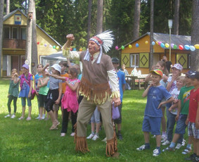 Pramogos vaikams - Ketvirtokų i&scaron;leistuvės - mokslo metų užbaigtuvės
