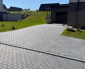 Trinkelių klojimas - Trinkelių klojimas