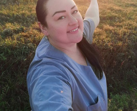 Socialiniai darbuotojai - Pagalba senoliams namuose, asmeninė asistentė