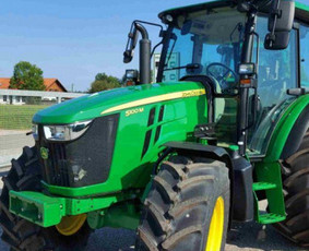 Nuomojamas traktorius John Deere 6120m - Žemės ūkio technikos nuoma Žemės ūkio technikos nuoma - Nuomojamas traktorius John Deere 6120m