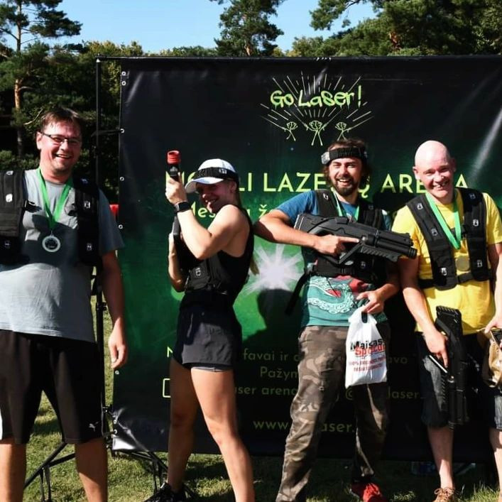 Laser Tag (lazerių) žaidimai Vilnius / Go laser arena Paslaugos.lt