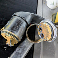 Išlūžo virtuvės maišytuvas, reikia santechniko