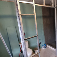 Reikalingos paslaugos dėl vonios remonto