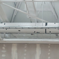 Reikalinga metalo kopetėlių dažymas