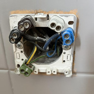 Ieškau elektriko Vilniuje (Pilaitėje)