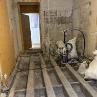 Ieškome, kas išbetonuotu 13m^2 butą