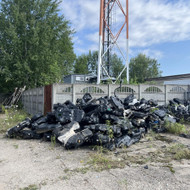 Reikia pervežti krovinį: 100 vnt. plastikinių kuro bakų