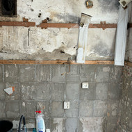 Ieškau kas išlygintų sienas virtuvėje gipskartonio plokštėmis.