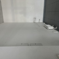 Ieškau kas galėtų nudažyti sienas ir pakeisti lubas