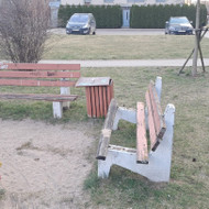 Reikalingas pasiūlymas 3 suoliuku remontui