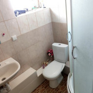 Reikalingas žmogus išgriauti vonios sienas,grindis ir išnešti iš antro aukšto