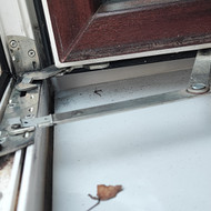 Plastikinio lango mechanizmo remontas