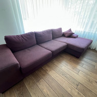 Reikia išvalyti dvi minkštas sofas