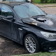 Degęs automobilis ardymui