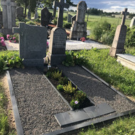 Granito plokštės kapams, dengimas