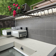 Reikia išklijuoti plyteles 8,5 m2 balkone