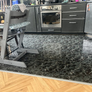 Virtuvės grindų plytelių keitimas