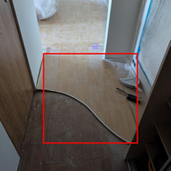Laminato dėjimo darbai kartu su nuolydžio sukūrimu