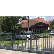 Metaliniai kiemo vartai ir varteliai