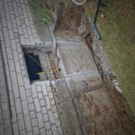 Reikia išpjauti betoninę sieną, foto pridėta