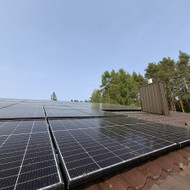 Numontuoti saulės elektrinės paneles nuo stogo Vilniuje