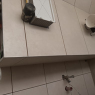 Plytelių klojimas