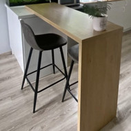 Ieškau, kas pagamintų virtuvės stalą-barą