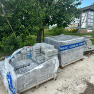 Reikia pervežti 1,5 paletes trinkeliu