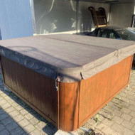 Jakuzi 380kg (226x226x91) 10km pervežimas