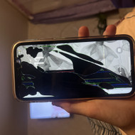 Telefono ekrano keitimas