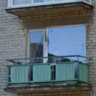 Balkono stiklinimas (Šiauliai)