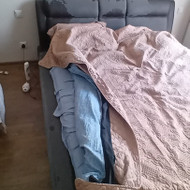 Miegamosios lovos pervelkimas