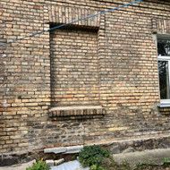 Fasado tvarkymo darbai/ tarpų tarp plytelių užsandarinimas