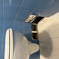 Ieškome rangovą nustatyti vandens nuotekų vietą patalpoje