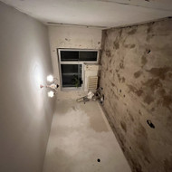 Ieskau elektriko isvedzioti nauja elktra 2 kambariu bute