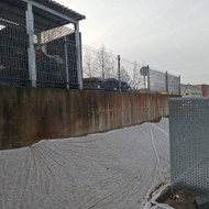 Reikalingas tvoros valymas, aukšto slėgio įrangą