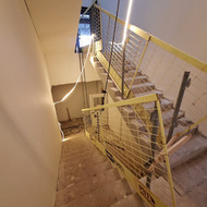 Reikalingas laiptų pakopų aptaisymas plytelėmis