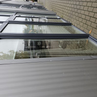 Ieškome kas sureguliuotų darinėjamą plastikinį langą