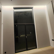 Elektros laido atvedimas iki užuolaidų nišos ir lubų apdailos darbas