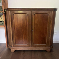 Komodos restauravimas-remontas