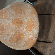 Reikia atnaujinti 2 kėdes, pakeisti audini įdėti paminkstinima