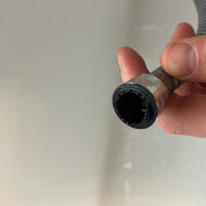 Pakeisti duso slangute, nuluzo plastikas čiaupe reikia istraukt