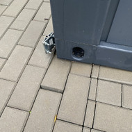 Trinkelių pataisymas aikštelėje