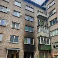 Aprūkusio fasado plovimas